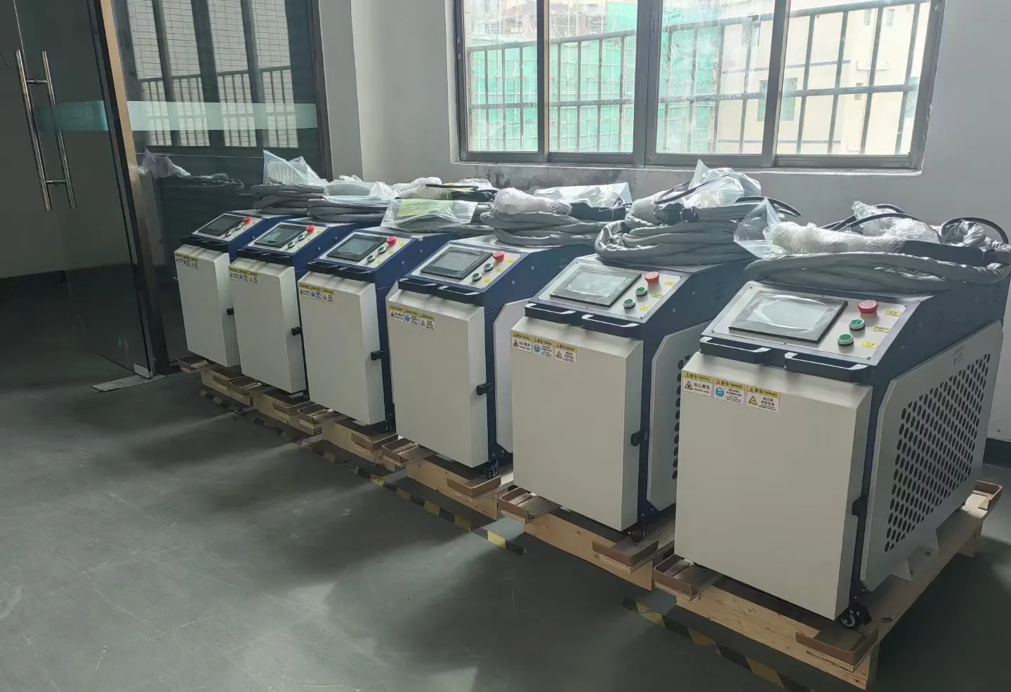 Handheld laser welding machine