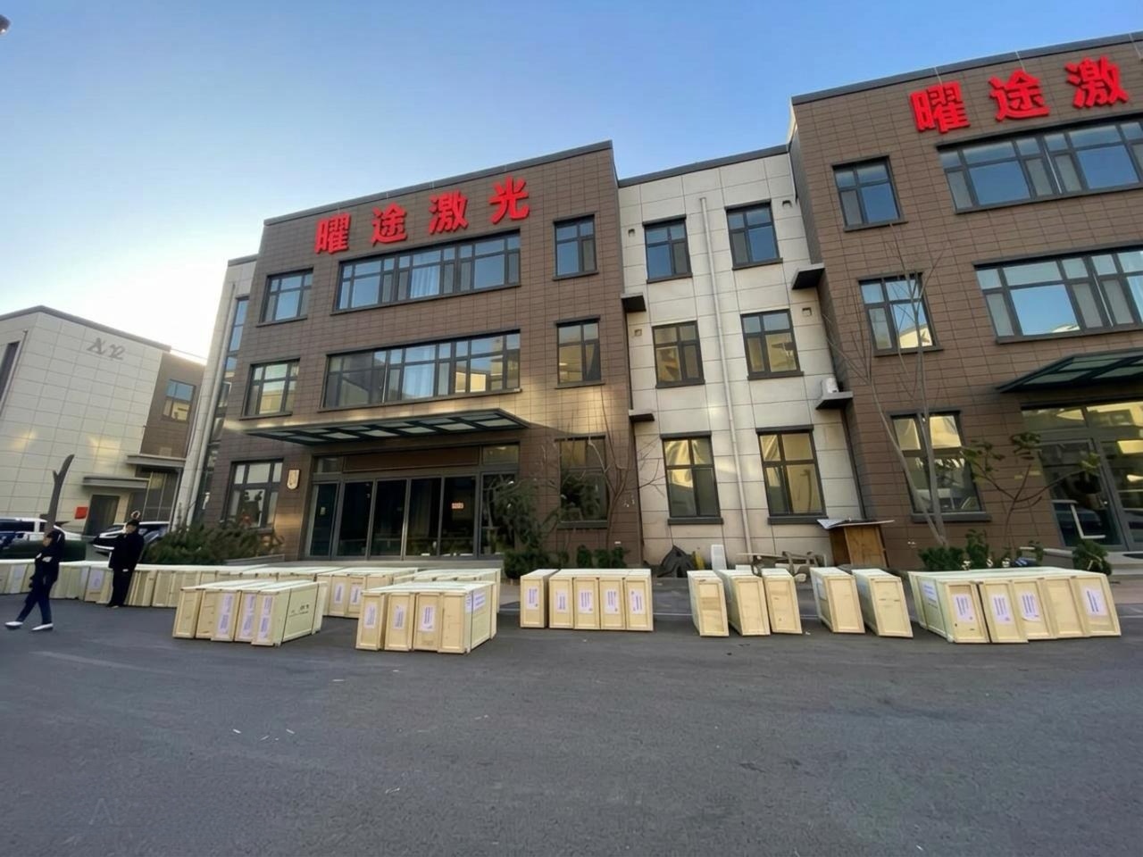 The company focuses on mainstream laser processing equipment, and its core product line covers